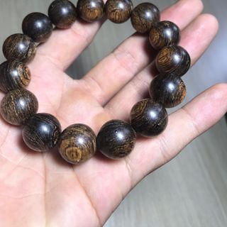 TRẦM HƯƠNG SÁNH CHÌM Ahara