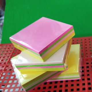 Giấy xếp hạc đủ màu
