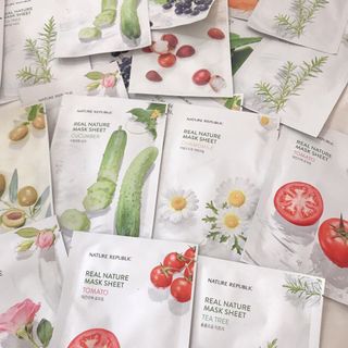 Mặt nạ dưỡng da thần thánh hãng quốc