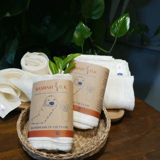 Khăn mặt tơ tằm tự nhiên silk face towel - 100 silk