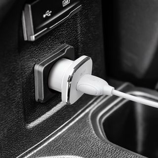 Sạc Xe Hơi Borofone BZ12A QC30 BZ-12A - 1 Cổng USB