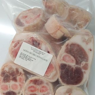 CHÂN GIÒ HEO CẮT KHOANH 47K