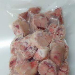 CHÂN GIÒ HEO CẮT KHOANH 47K