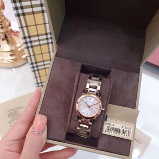 Đồng hồ Bu r b erry siêu cấp máy Swiss