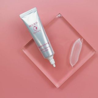 Serum dưỡng trắng da Senka