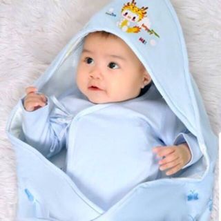 Chăn ủm hè có mũ cotton