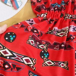 đầm cổ V họa tiết siêu đẹp