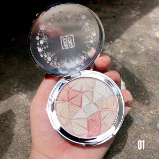 Phấn Bắt sáng Highlight Mack Andy Ngọc Trai