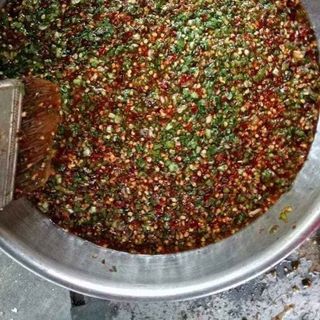 Combo 2 hủ cơm cháy lắc khô gà