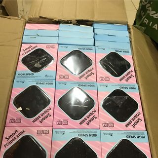 Sạc dự phòng 20000mhm đủ