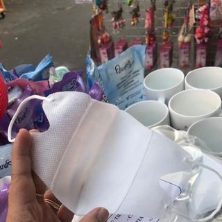 Khẩu trang vải không dệt