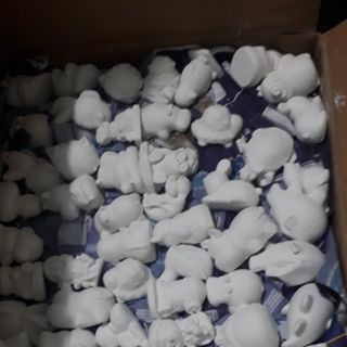 Tượng tô màu bán sỉ thùng 600 con giá sỉ