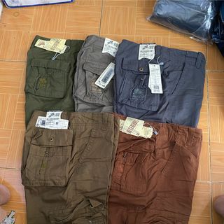 Quần short túi hộp