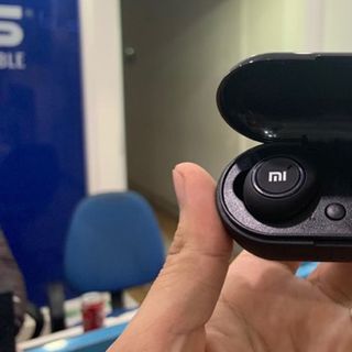 Tai Nghe Bluetooth AirDots Redmi2 Đen True Wireless Công Nghệ 50 Kèm Đốc Sạc Cảm Biến Tự Động Kết Nối