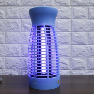 Đèn Diệt Muỗi Đa Năng Comet CM069