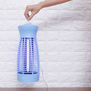 Đèn Diệt Muỗi Đa Năng Comet CM069