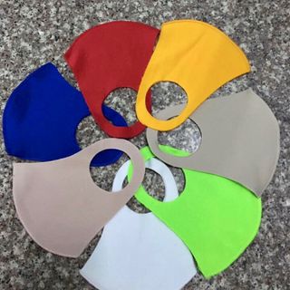 Khẩu trang poly cao cấp