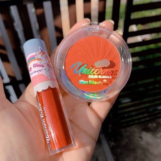 Son và má hồng KB