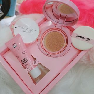 sét 2 món sasami gồm phấn nước và kem lót