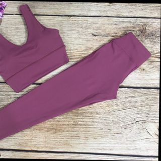 BỘ ĐỒ TẬP GYM YOGA LƯNG CHỮ V