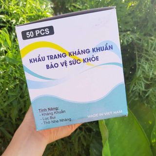 Khẩu trang YT