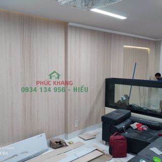 Tấm nhựa ốp tường 4 sóng ( kích thước : 15,8 x 300 x 0.9 cm )
