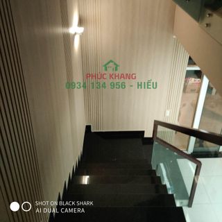 Tấm nhựa ốp tường 4 sóng ( kích thước : 15,8 x 300 x 0.9 cm )