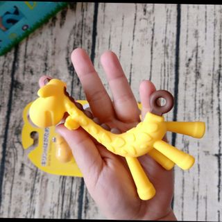Gặm nướu Nhật Bản hình con hươu cho bé