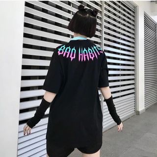 Áo fomr rộng .áo tay lỡ Nữ
