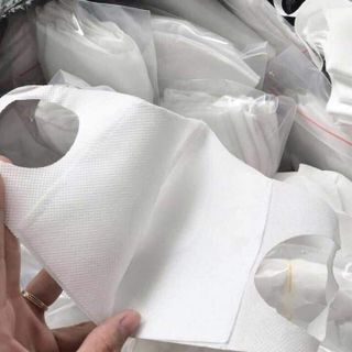 khẩu trang vải không dệt