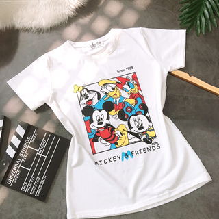 Áo phông in hình Mickey mix gì cũng đẹp