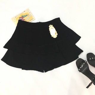 Chân váy xoè 2 tầng trẻ trung, duyên dáng