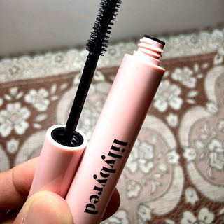 Kẻ mắt Mascara Lilybyred 9AM to 9PM Survival Colorcara