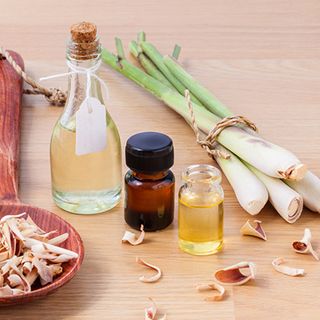 Tinh dâu tự nhiên 20 mùi vị tự chọn treo xe o to, phòng ngủ, phòng thờ, nhà bếp, phòng khách và các loại tủ đựng đồ