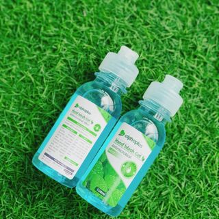 Gel rửa tay khô Sat Khuan Hàn Quốc 100ml