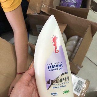 Sữa tắm cá ngựa da sáng hồng