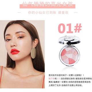 Phấn má hồng bắt sáng