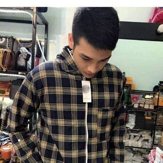 Áo khoác chống nắng nam 2 lớp kẻ caro - Giao màu ngẫu nhiên