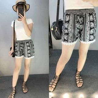 Quần short vải lanh viền REN CHÂN ống rộng