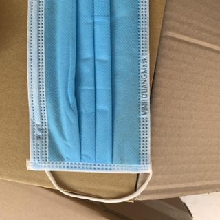 Khẩu trang y tê 4 lôp