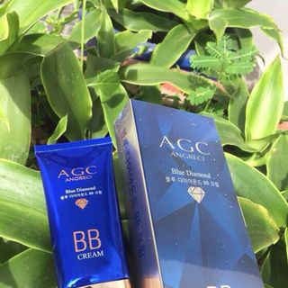 Kem nền AGC Blue Diamond khuyết điểm Hàn Quốc