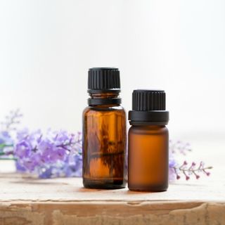 Tinh dầu trầm hương lọ 5ml AP90