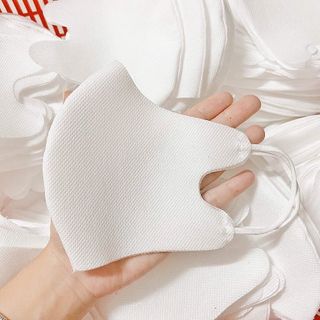(Có sẵn) Khẩu Trang Vải 3D E Mark Kháng Khuẩn Phong Cách Thời Trang - Set 10 Cái