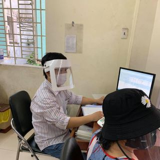 Nón chống virus Corona