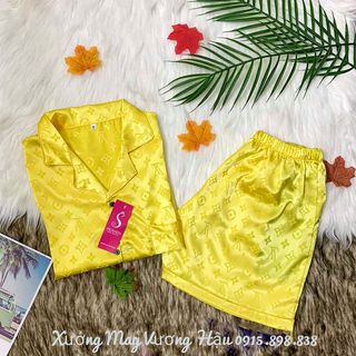 Bộ đồ ngủ gấm cộc họa tiết sang trọng