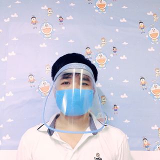 Kính chống dịch văn phòng.sản xuất theo yêu cầu màu sắc logo