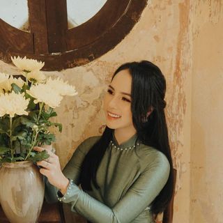 ÁO DÀI LỤA VÂN GỖ VIỀN TRAI