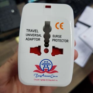 Ổ cắm điện đa năng dùng cho đi du lịch