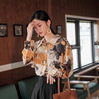 Áo sơ mi Hoa mùa xuân sang chảnh