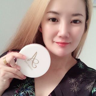 KEM BODY MỀM DƯỠNG TRẮNG DA